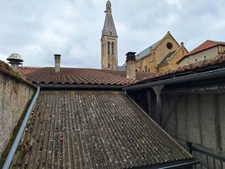 🏡 URGENT  IMMEUBLE À VENDRE AU CŒUR DU CENTRE HISTORIQUE DE MIÉLAN !💥 50 000 €  PRIX FERME ET NON NÉGOCIABLE !