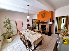 Charmante Maison de 98 m² – Terrain 1 500 m² – Garage 48 m² – 139 900 €