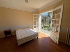 MARCIAC et PLAISANCE proches, VUE PYRENEES depuis cette BELLE MAISON DE FAMILLE 215m2, grandes dépendances , sur 1750m2 de jardin, dans village patrimonial.