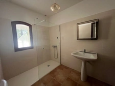 PLAISANCE du Gers (32) and MAUBOURGUET (65): ELEGANT ARCHITECT-DESIGNED HOUSE 185m2, no work required, 6,900m2 of wooded land, large living room, 4 bedrooms, fireplace, a sure value....
