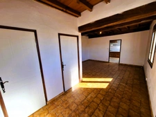 🏡 À VENDRE – Maison ancienne de 76 m² avec 2 chambres, sous-sol et cour à Vergoignan