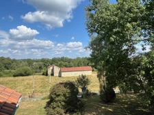 PLAISANCE du Gers (32) and MAUBOURGUET (65): ELEGANT ARCHITECT-DESIGNED HOUSE 185m2, no work required, 6,900m2 of wooded land, large living room, 4 bedrooms, fireplace, a sure value....