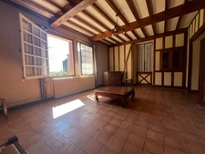 MARCIAC et PLAISANCE proches, VUE PYRENEES depuis cette BELLE MAISON DE FAMILLE 215m2, grandes dépendances , sur 1750m2 de jardin, dans village patrimonial.