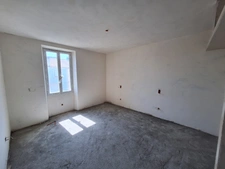 🏡  À VENDRE – Maison de ville 213 m² avec 4 appartements à finir de rénover – RISCLÉ (Gers 32)