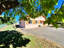 🏡 À VENDRE  Maison 3 chambres avec garage de 50 m² et terrain de 2 500 m² à Vergoignan