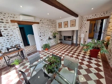 Charmante maison Gasconne 145m² Habitable avec 185m² de dépendances sur 1300m² de terrain