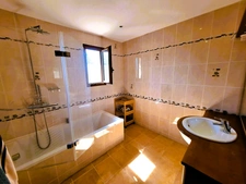 Maison d'architecte de 250 m²  4 chambres Terrain de plus de 5 000 m² Proche Paisance et Nogaro 