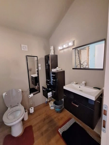 🏡 ANCIENNE LONGÈRE DE CARACTÈRE – 3 CHAMBRES DONT 1 SUITE PARENTALE INDÉPENDANTE, MEZZANINE, APPARTEMENT, MOBIL-HOME ET ATELIER – FORT POTENTIEL LOCATIF !
