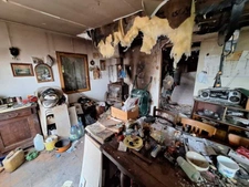🏡 ANCIENNE MAISON À RÉNOVER DE 50 m² SUR UN MAGNIFIQUE TERRAIN DE 5 000 m² AVEC VUE SUR LES COTEAUX ET LES PYRÉNÉES !