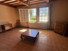 MARCIAC et PLAISANCE proches, VUE PYRENEES depuis cette BELLE MAISON DE FAMILLE 215m2, grandes dépendances , sur 1750m2 de jardin, dans village patrimonial.