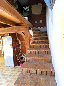 Maison à fort potentiel – 5 pièces – 121 m² habitables – Terrain 1 820 m² à SARRAGACHIES (32)