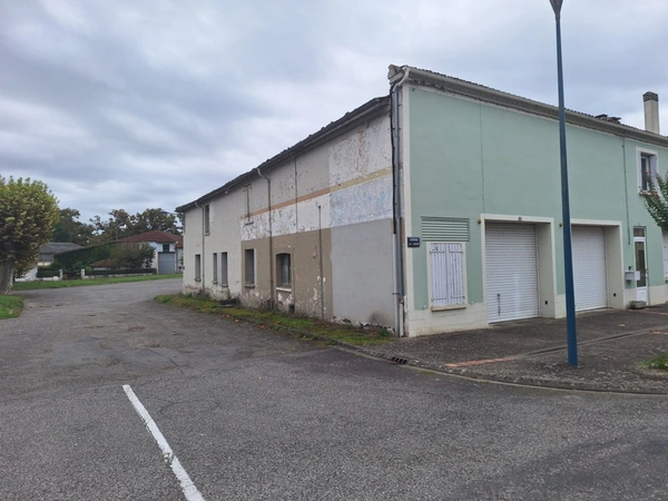 📍 LOCAL COMMERCIAL – EMPLACEMENT N°1 À RISCLE