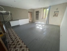 MAUBOURGUET (65) nearby: OLD FARMHOUSE on 3200m2 enclosed AND 1 apartment, mobile home, garage. Double glazing, recent shower rooms.