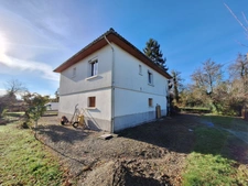 PLAISANCE DU GERS town center, vintage house (1970), well-maintained, enclosed 1300m2 plot, garage, 3 bedrooms