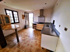 Maison à fort potentiel – 5 pièces – 121 m² habitables – Terrain 1 820 m² à SARRAGACHIES (32)