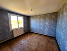 🏡 À VENDRE  Maison 3 chambres avec garage de 50 m² et terrain de 2 500 m² à Vergoignan