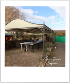 Belle propriété 148 m² avec 100 m² de rez-de-jardin et dépendance 220 m² – Terrain clos d'1,15 ha