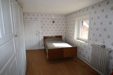 Jolie maison en pierre de taille au cœur de Saint-Julien sur Reyssouze