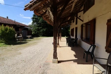 Former agricultural property - 125 m² of living space on 7000 m² of land – quiet environment