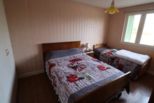 Attractive 117 m² villa with great potential and a beautiful wooded plot in CURCIAT DONGALON (01)