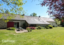Maison en pierre – PLESSE – 165 m² – Terrain 9 000 m² – Proximité N137