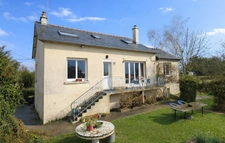 Maison 4 chambres avec sous-sol complet et terrain de 8 400 m² – Bruc-sur-Aff, campagne et tranquillité
