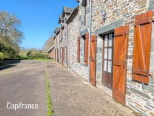 Longère familiale 210 m² + dépendances – Terrain 2 600 m² – Projet de vie ou gîtes