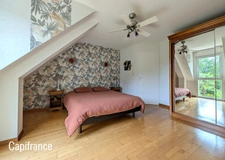 MAISON 4 CHAMBRES - COMMERCES À PIED - DPE B - AUCUN TRAVAUX