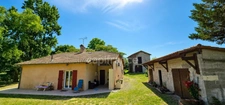 Dpt LANDES (40), à vendre à SAMADET, MAISON T5 162 m² AVEC GARAGES, DÉPENDANCES ET TERRAIN ARBORÉ DE 2 482 m²