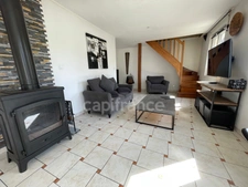 Maison sur sous-sol 4 chambres.