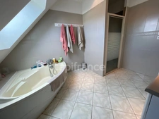 PAVILLON SUR SOUS SOL 6 CHAMBRES, HABITABLE PLAIN PIED