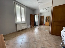 MAISON 4 CHAMBRES 3 GARAGES