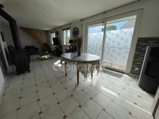 Maison sur sous-sol 4 chambres.