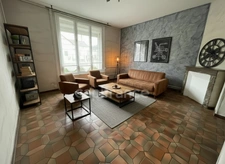MAISON 3 A 4 CHAMBRES ET JARDIN
