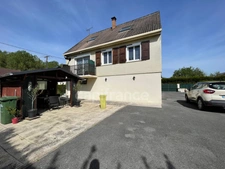 Maison sur sous-sol 4 chambres.