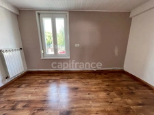 MAISON 4 CHAMBRES 3 GARAGES
