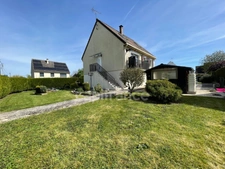 Maison sur sous-sol 4 chambres.