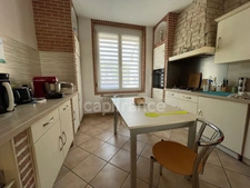 MAISON 4 CHAMBRES 3 GARAGES