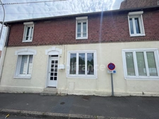 MAISON 4 CHAMBRES 3 GARAGES