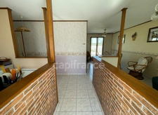 Pavillon de 2003, habitable plain pied, 3 chambres, 2 garages.