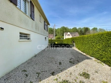 Maison sur sous-sol 4 chambres.