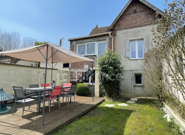 MAISON INDIVIDUEL 1 À 2 CHAMBRES