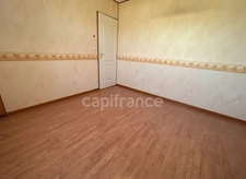 Pavillon 3 CHAMBRES, HABITABLE PLAIN PIED, 2 GARAGES