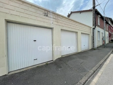 MAISON 4 CHAMBRES 3 GARAGES