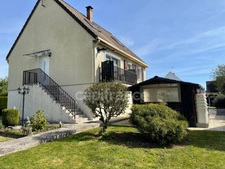 Maison sur sous-sol 4 chambres.