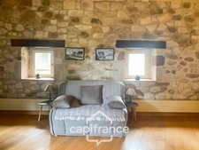 Château à vendre au coeur du bocage bourbonnais sur un parc de 1,5 Ha                                  