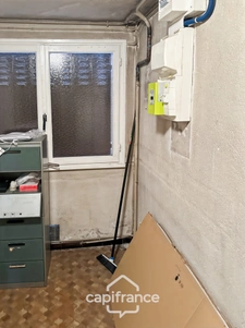 Maison à vendre  MONTLUCON (03) maison avec 2 logements un F5 et un F3 dont un loué 470 €