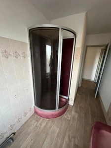 TRONGET (03)Maison au cœur du village – salon ,3 chambres, garage et jardin