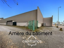A louer MONTLUCON (03) Local commercial de 835 m2 situé dans une zone commerciale à proximité de grandes enseignes 