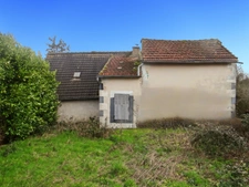 Maison de campagne à rénover – Beau potentiel – Terrain 1 060 m²
